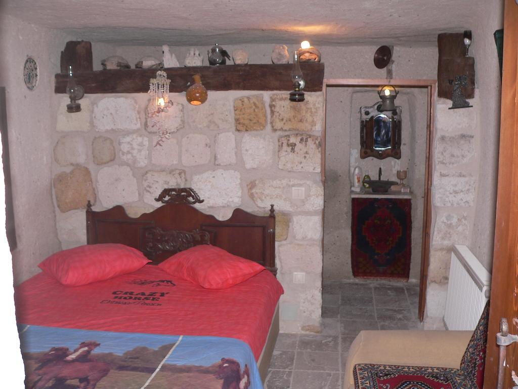 Crazy Horse Pension Ургуп Экстерьер фото