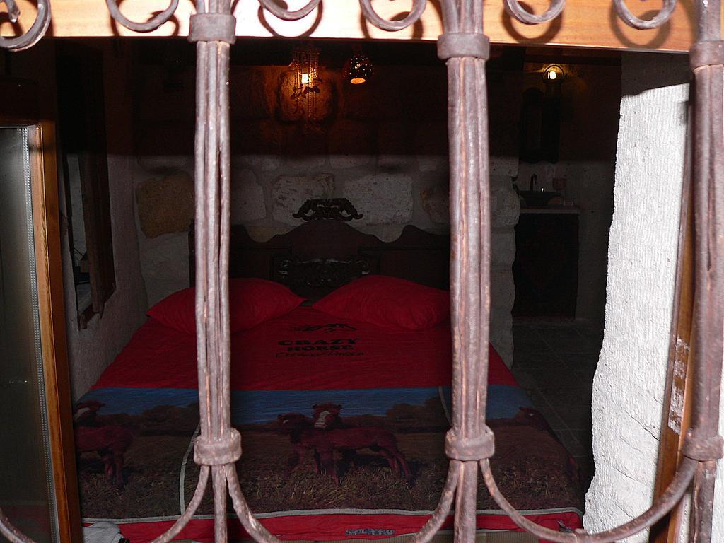 Crazy Horse Pension Ургуп Номер фото