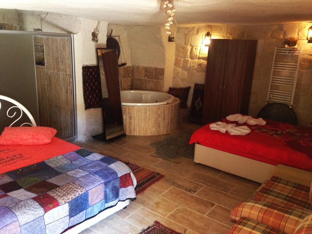 Crazy Horse Pension Ургуп Номер фото